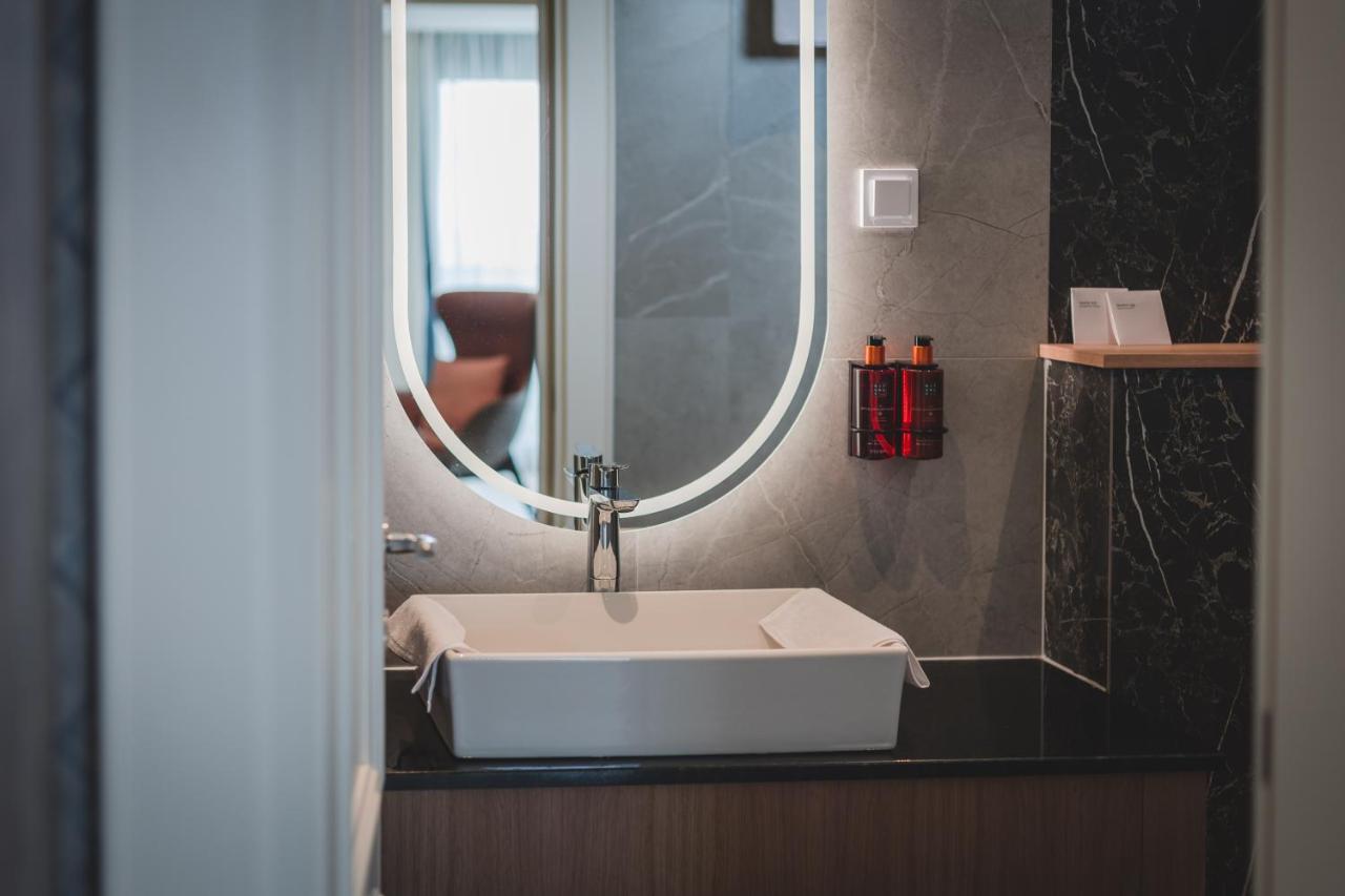 Kalamper Apartments Dobra Voda Kültér fotó